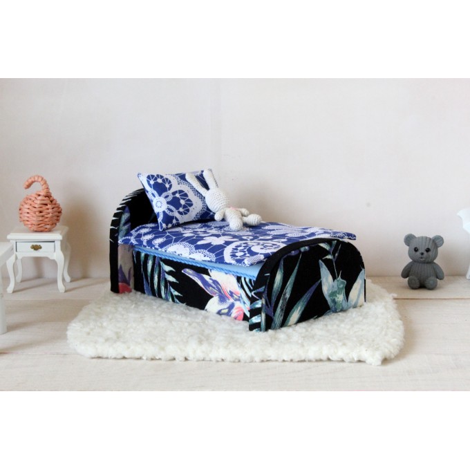 Miniature 1:12 scale bed, dollhouse furniture blanket