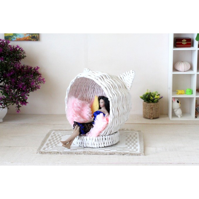 Pet bed for dollhouse decorative wicker storage