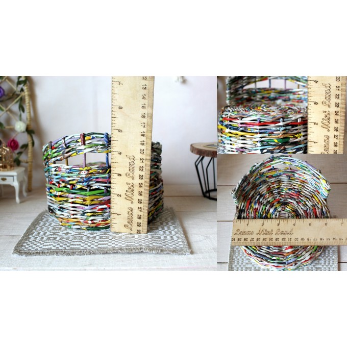 Miniature wicker sofa, round multi-color dollhouse