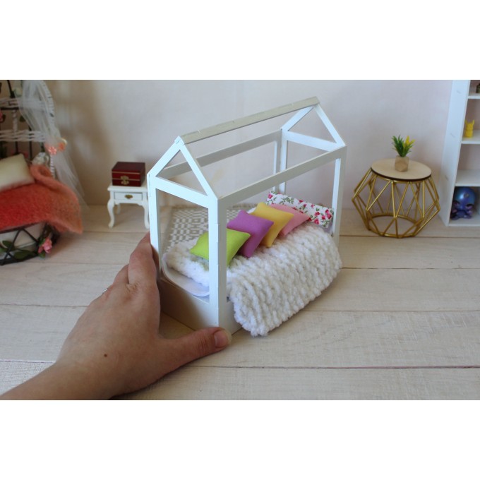 Miniature frame bed, dollhouse wooden canopy 