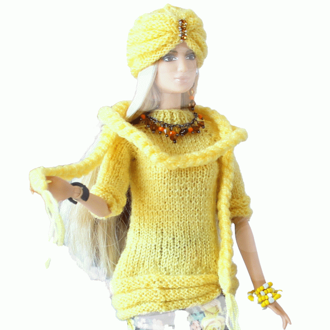 Doll outfit set: sweater hat neclage and earrings. Barbie 12