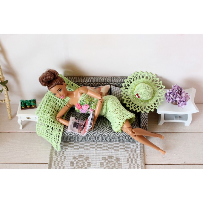 Miniature dress for Barb doll. Green color crochet 