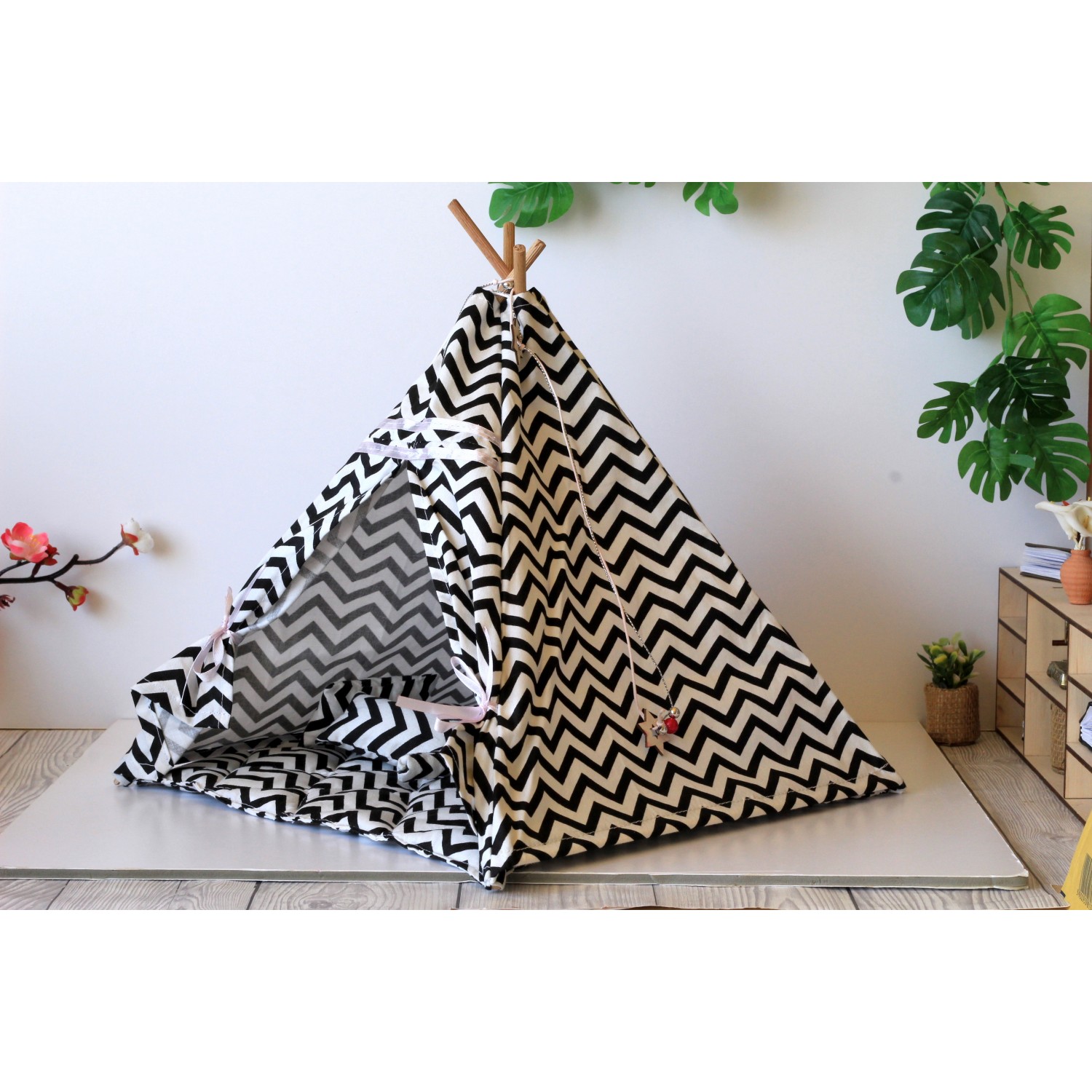 Miniature dollhouse teepee tent, 12 inch zigzag fashion BJD doll picnic