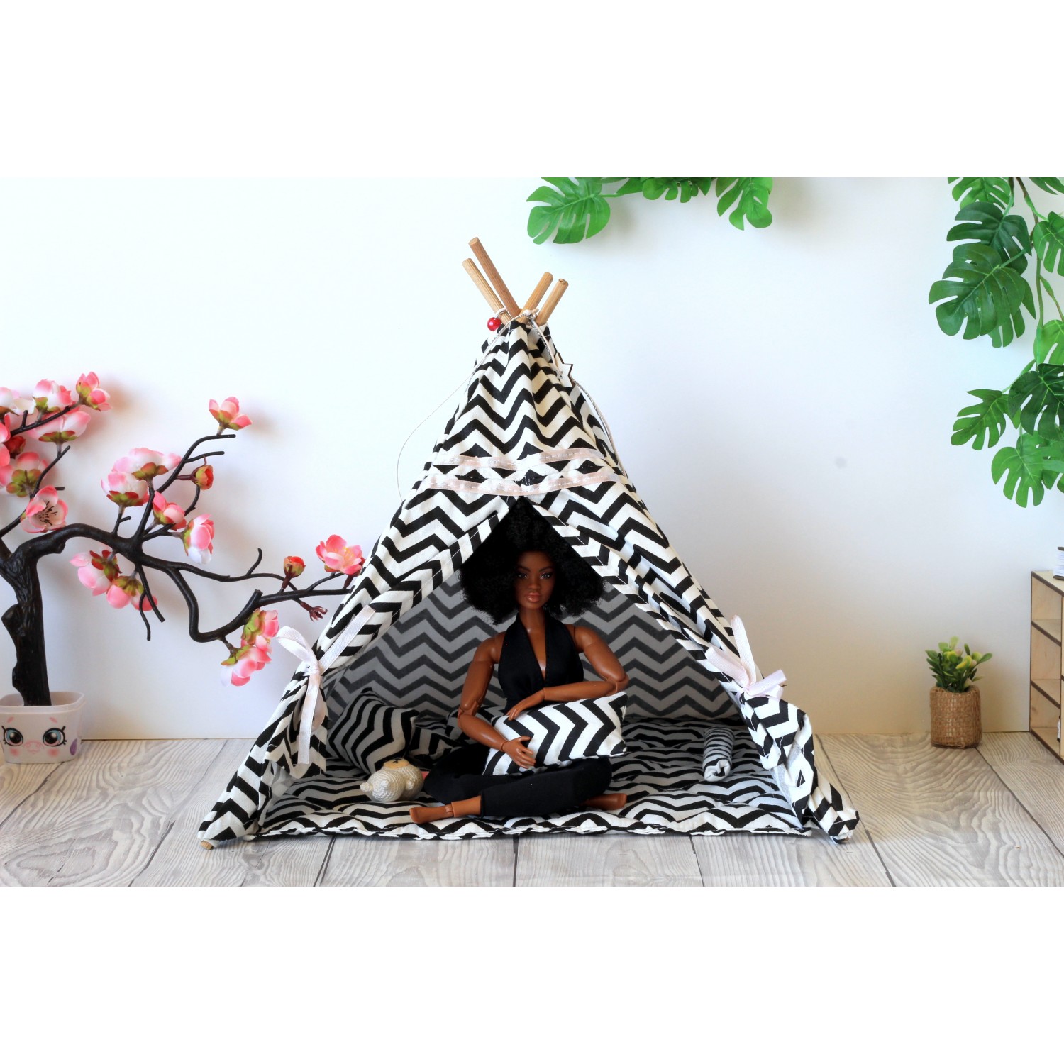 Miniature dollhouse teepee tent, 12 inch zigzag fashion BJD doll picnic