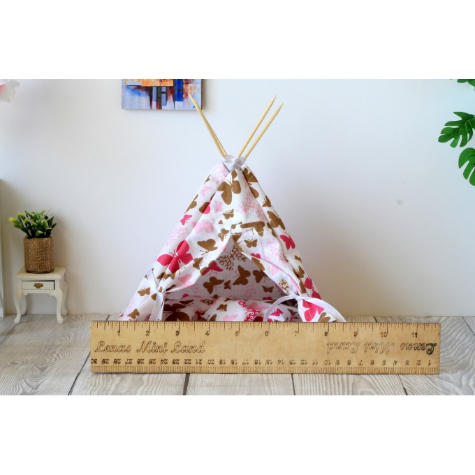 Miniature teepee tent. Tiny play-tent with mat pillows