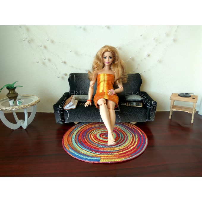 Dollhouse rug, round colorful miniature pad 