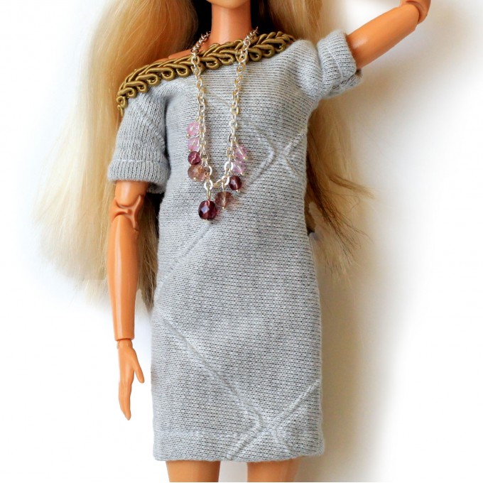 Barb doll dress, elegant gray outfit with jewelry 