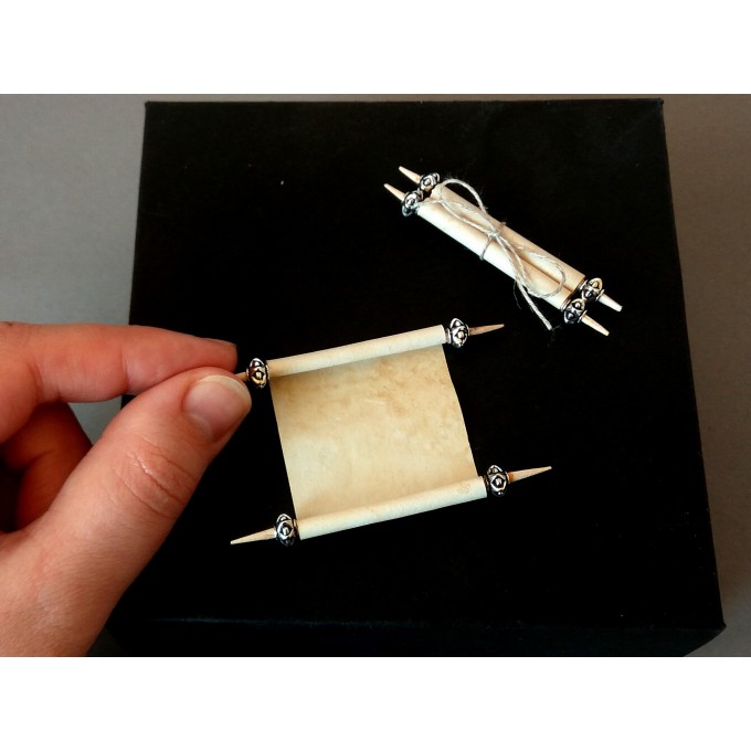 Miniature parchment scrolls set of 2, old paper 