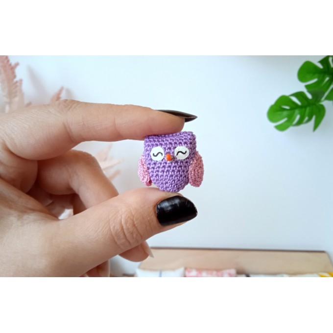 Micro owl figurine. Crochet tiny dollhouse toy for doll