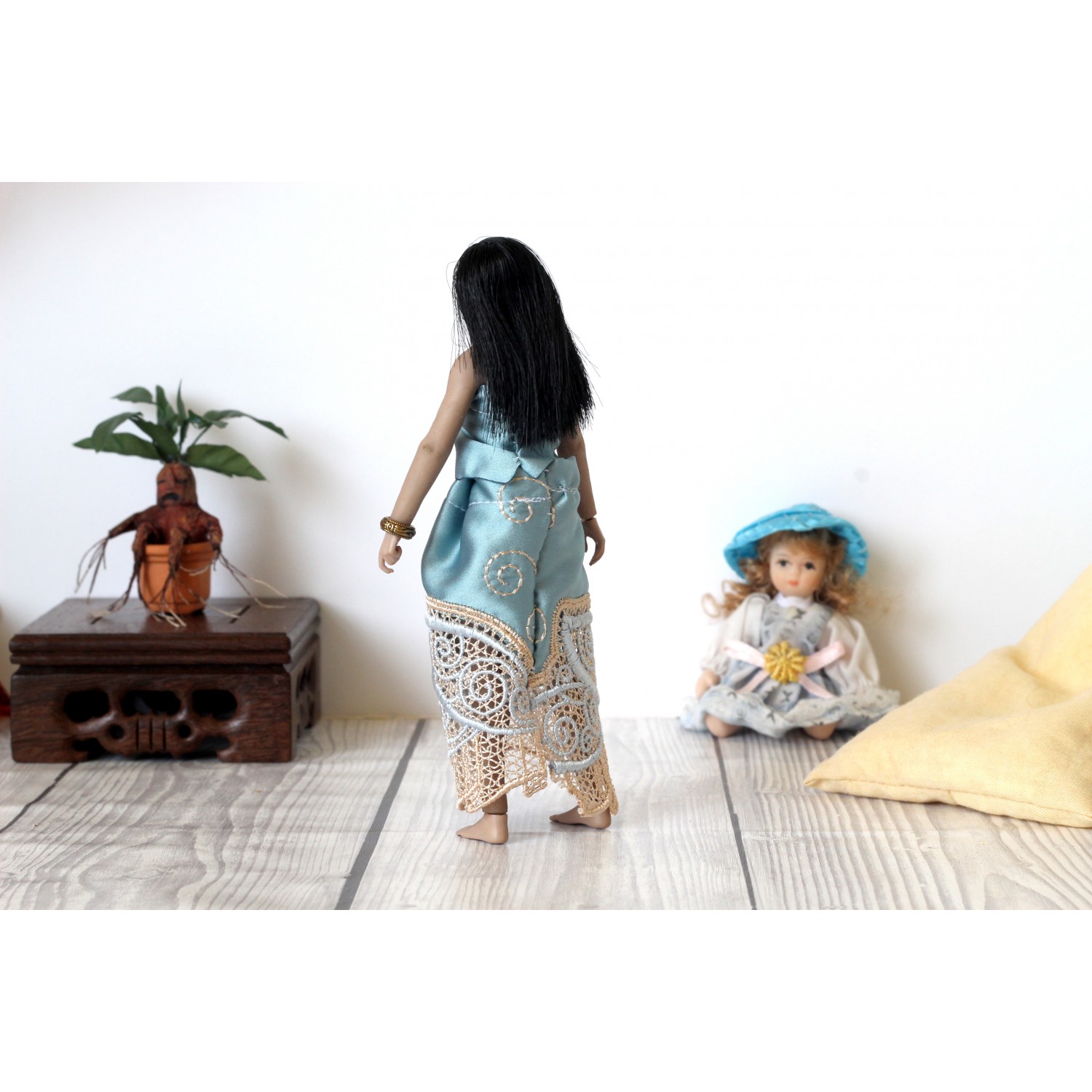 1:12 scale doll outfit, miniature top and skirt for Phicen TB
