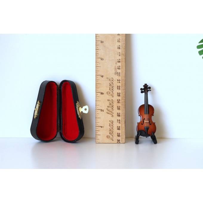 Miniature violin, dollhouse fiddle orchestra music