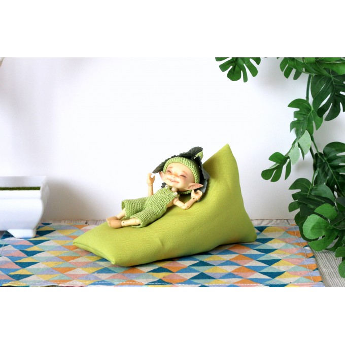 Miniature beanbag dollhouse furniture chair seat 
