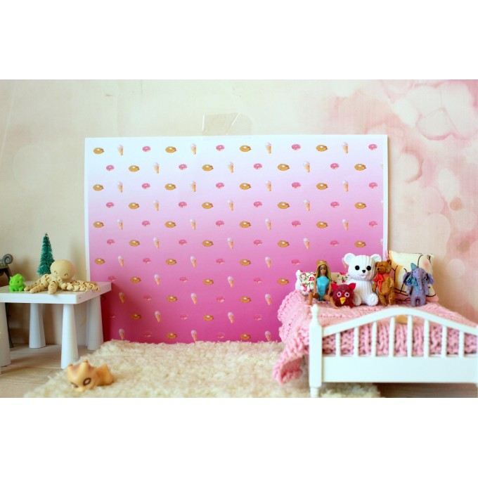 FREE PRINTABLE dollhouse wallpaper donut nursery 