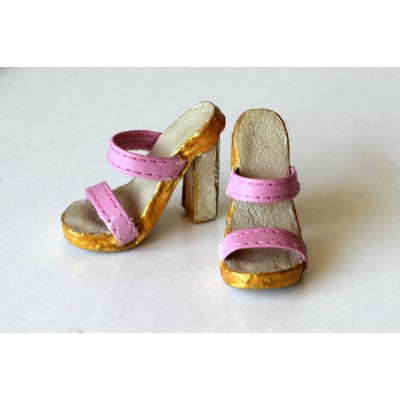 Popovy sandals