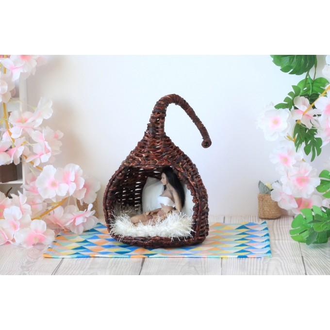 Miniature hanging chair, wicker dollhouse furniture