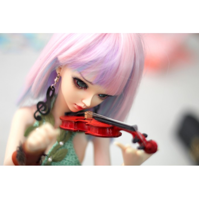 Miniature violin, dollhouse fiddle orchestra music