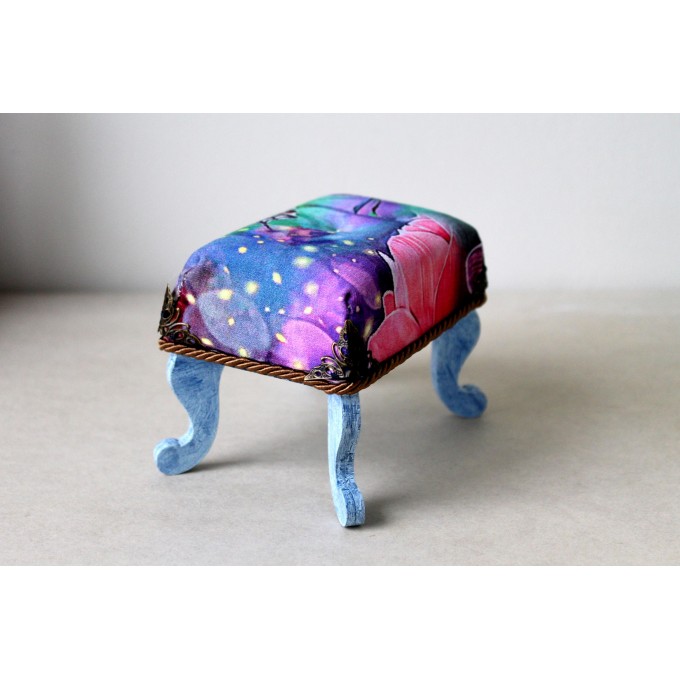 Miniature tabouret SVG digital file download, dollhouse