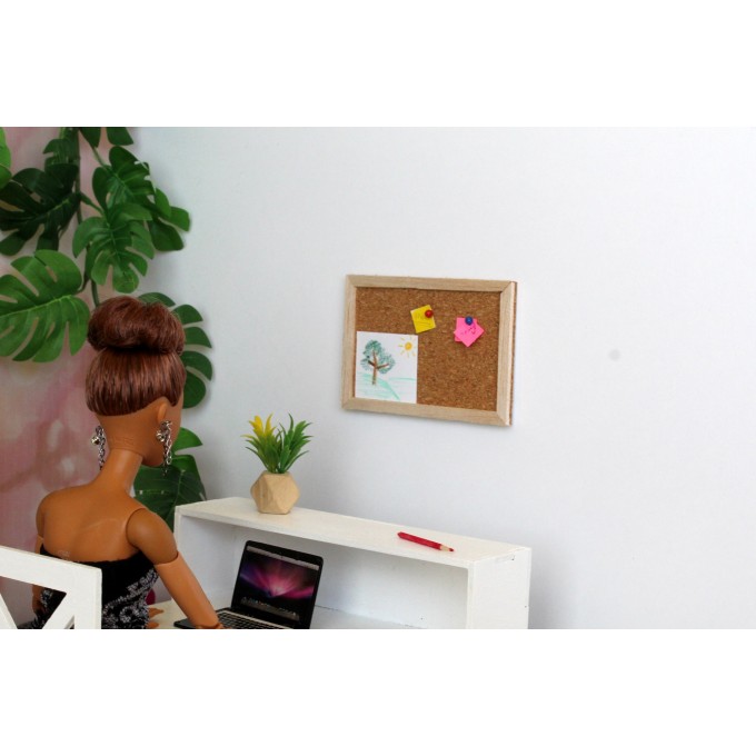 Miniature bulletin board for the dollhouse note