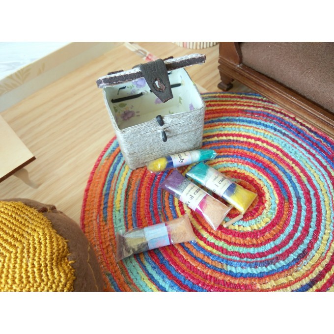 Dollhouse suitcase in 1:12 scale. Knitting lovers 