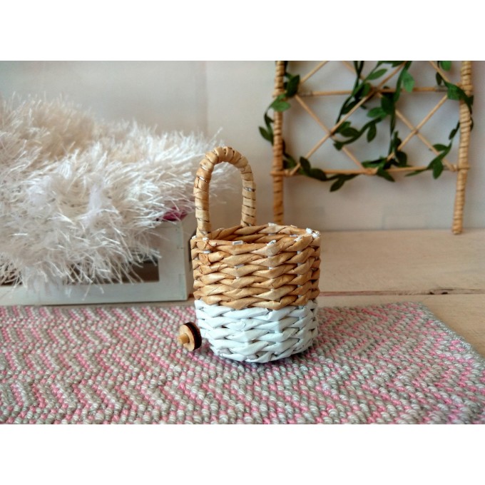 Miniature shopping trolley, basket for toys dollhouse