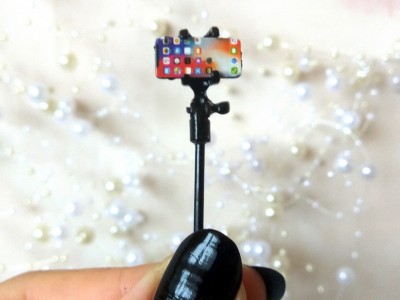 selfie stick